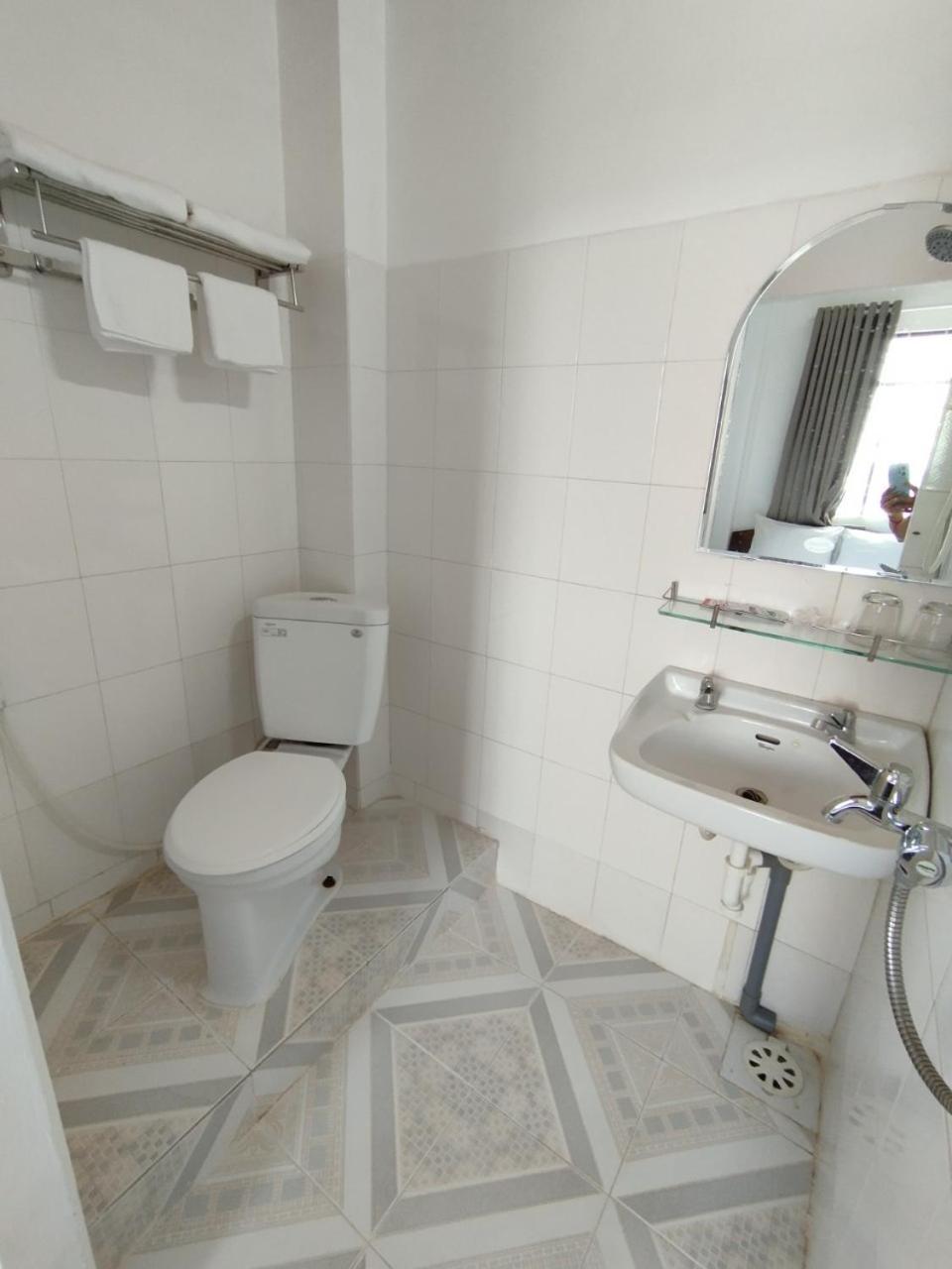 Nha Nghi Sao Mai Hotel Hà Tiên Eksteriør billede